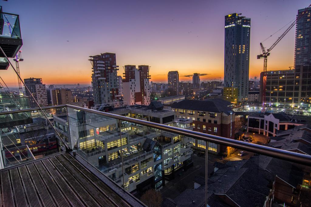 Canary Wharf - Corporate River View Apartments Londres Extérieur photo